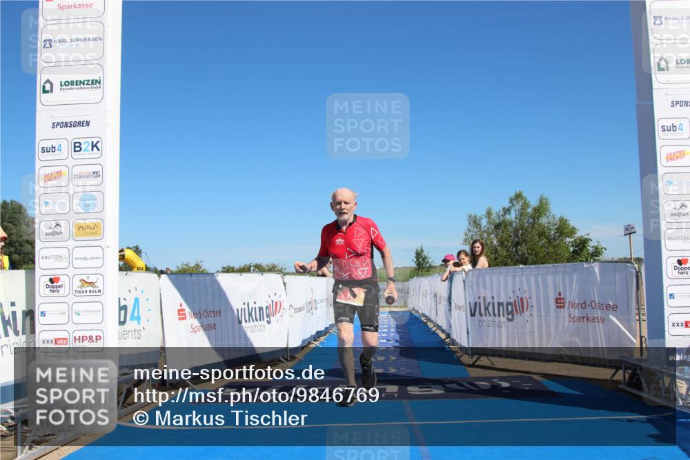 21.06.2026 - Viking Triathlon Markus Tischler http://msf.ph/oto/9846769 21.06.2026 16:35:51 Ziel 76 meine-sportfotos.de