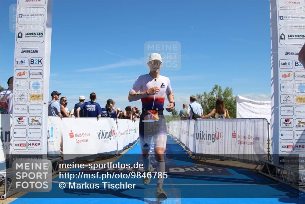 21.06.2026 - Viking Triathlon Markus Tischler http://msf.ph/oto/9846785 21.06.2026 15:03:24 Ziel 411 meine-sportfotos.de