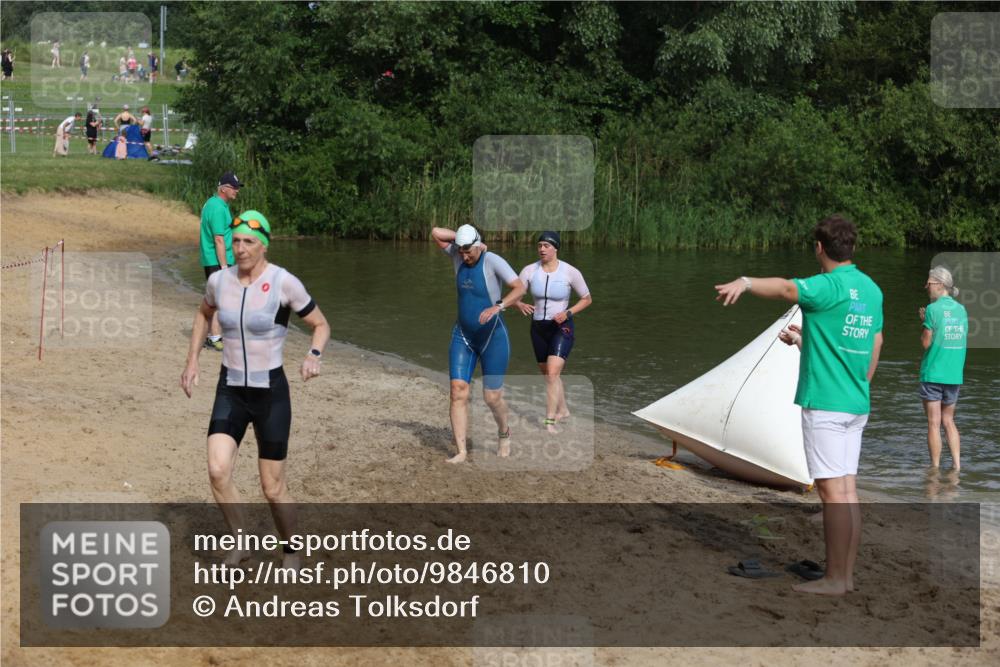 21.06.2026 - 29. Vierlanden-Triathlon Andreas Tolksdorf http://msf.ph/oto/9846810 21.06.2026 09:14:55 Schwimmen 248, 269, 294 meine-sportfotos.de