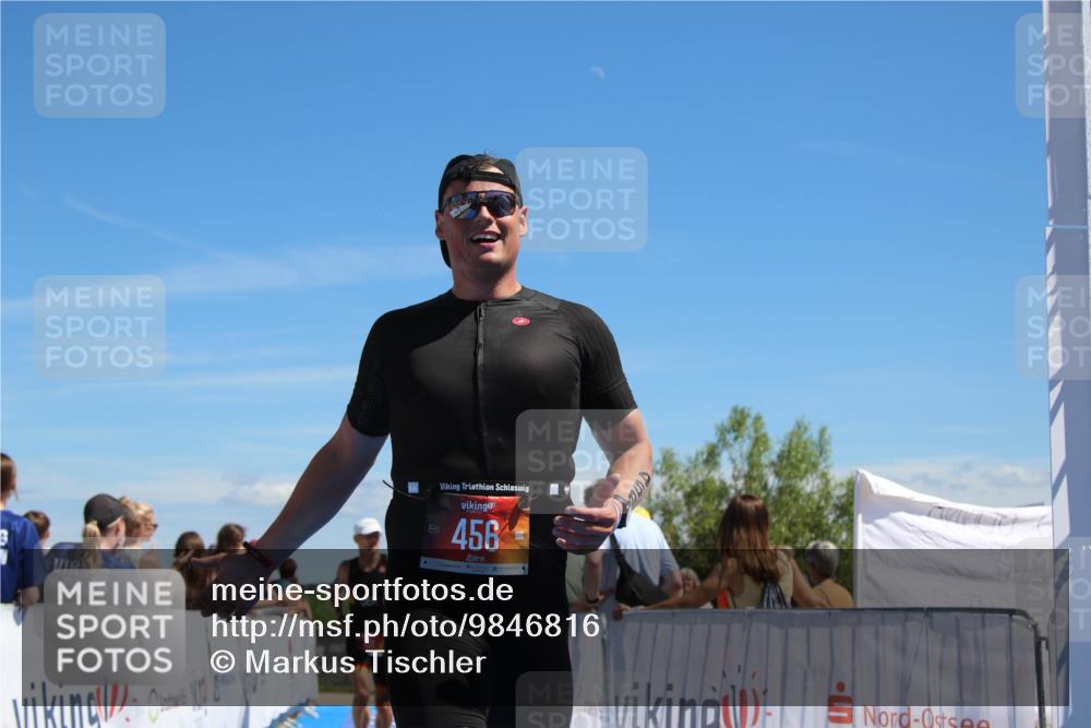 21.06.2026 - Viking Triathlon Markus Tischler http://msf.ph/oto/9846816 21.06.2026 15:03:42 Ziel 271, 456 meine-sportfotos.de