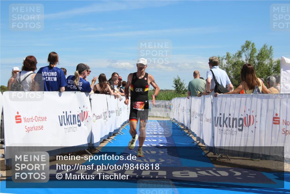 21.06.2026 - Viking Triathlon Markus Tischler http://msf.ph/oto/9846818 21.06.2026 15:03:43 Ziel 271, 456 meine-sportfotos.de