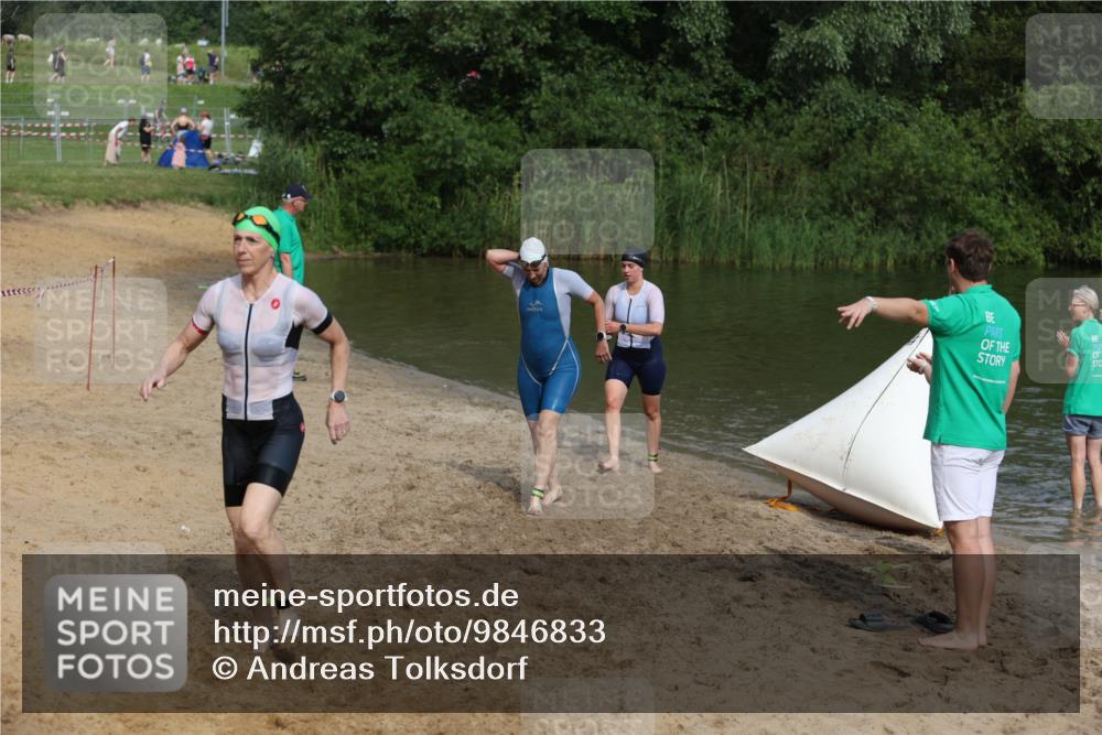 21.06.2026 - 29. Vierlanden-Triathlon Andreas Tolksdorf http://msf.ph/oto/9846833 21.06.2026 09:14:56 Schwimmen 248, 269, 294 meine-sportfotos.de