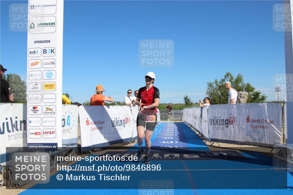 21.06.2026 - Viking Triathlon Markus Tischler http://msf.ph/oto/9846896 21.06.2026 16:39:52 Ziel 542 meine-sportfotos.de