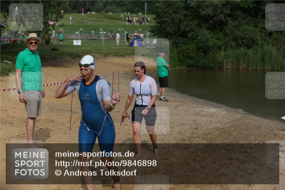 21.06.2026 - 29. Vierlanden-Triathlon Andreas Tolksdorf http://msf.ph/oto/9846898 21.06.2026 09:15:01 Schwimmen 248, 269, 294 meine-sportfotos.de