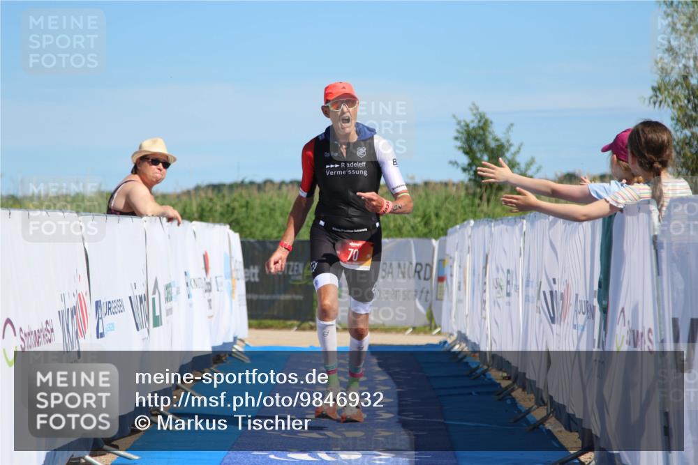 21.06.2026 - Viking Triathlon Markus Tischler http://msf.ph/oto/9846932 21.06.2026 16:40:03 Ziel 70 meine-sportfotos.de