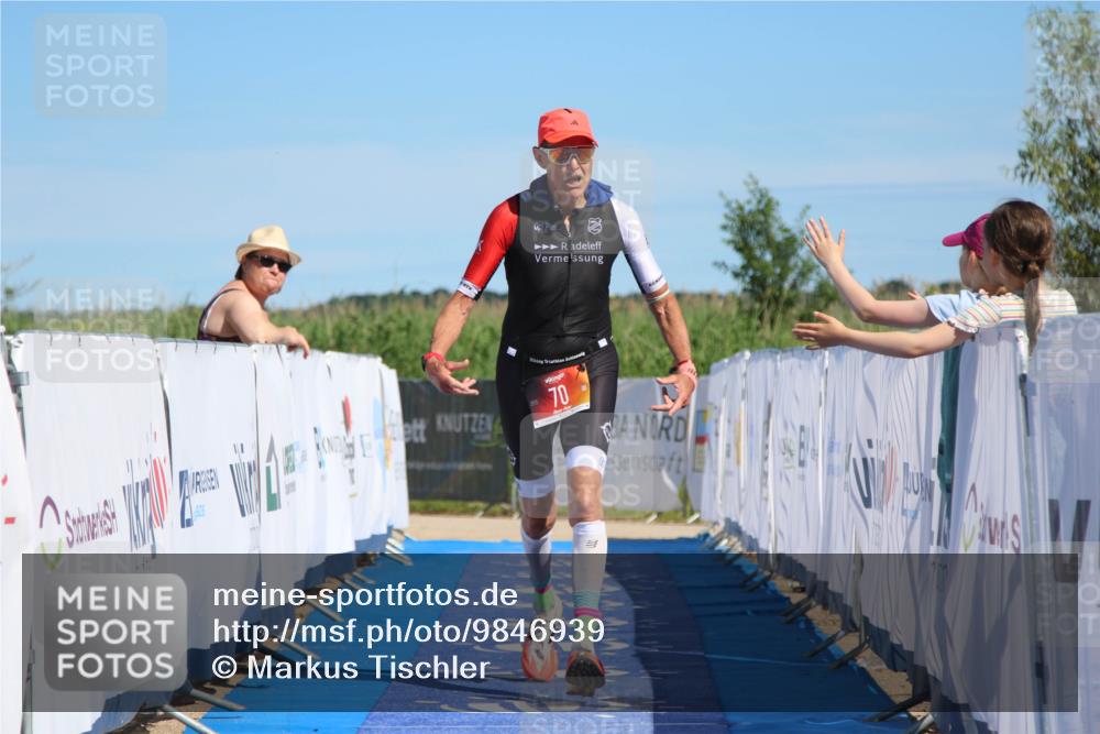 21.06.2026 - Viking Triathlon Markus Tischler http://msf.ph/oto/9846939 21.06.2026 16:40:03 Ziel 70 meine-sportfotos.de