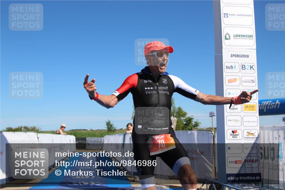 21.06.2026 - Viking Triathlon Markus Tischler http://msf.ph/oto/9846986 21.06.2026 16:40:06 Ziel 70 meine-sportfotos.de