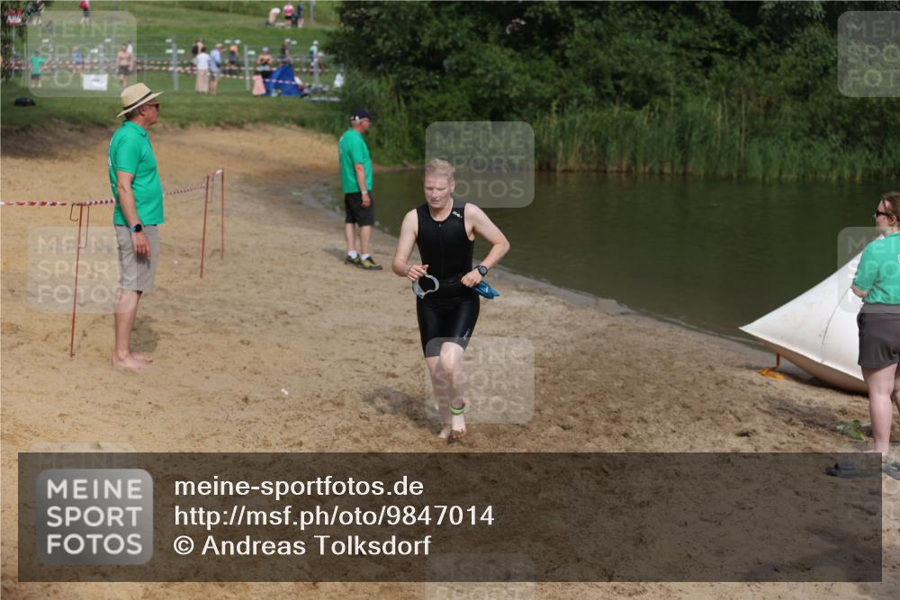 21.06.2026 - 29. Vierlanden-Triathlon Andreas Tolksdorf http://msf.ph/oto/9847014 21.06.2026 09:16:28 Schwimmen 236, 243, 277 meine-sportfotos.de