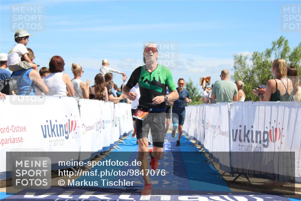 21.06.2026 - Viking Triathlon Markus Tischler http://msf.ph/oto/9847076 21.06.2026 15:06:35 Ziel 113, 205, 627 meine-sportfotos.de