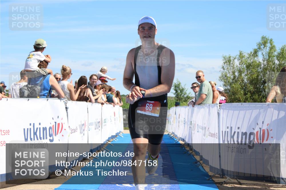 21.06.2026 - Viking Triathlon Markus Tischler http://msf.ph/oto/9847158 21.06.2026 15:08:03 Ziel 69, 151 meine-sportfotos.de