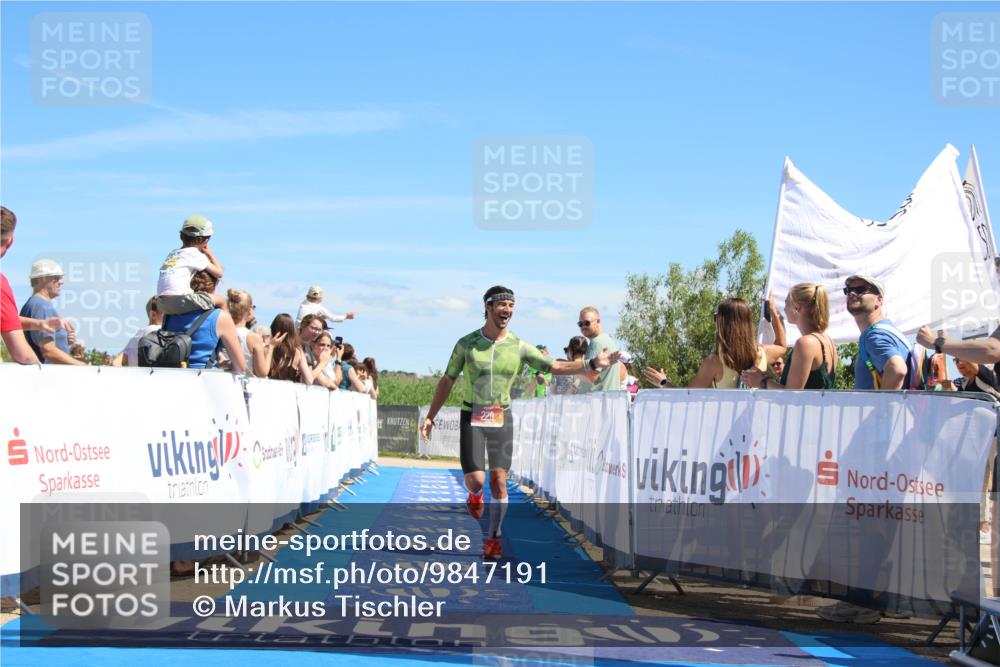 21.06.2026 - Viking Triathlon Markus Tischler http://msf.ph/oto/9847191 21.06.2026 15:08:26 Ziel 220, 479 meine-sportfotos.de