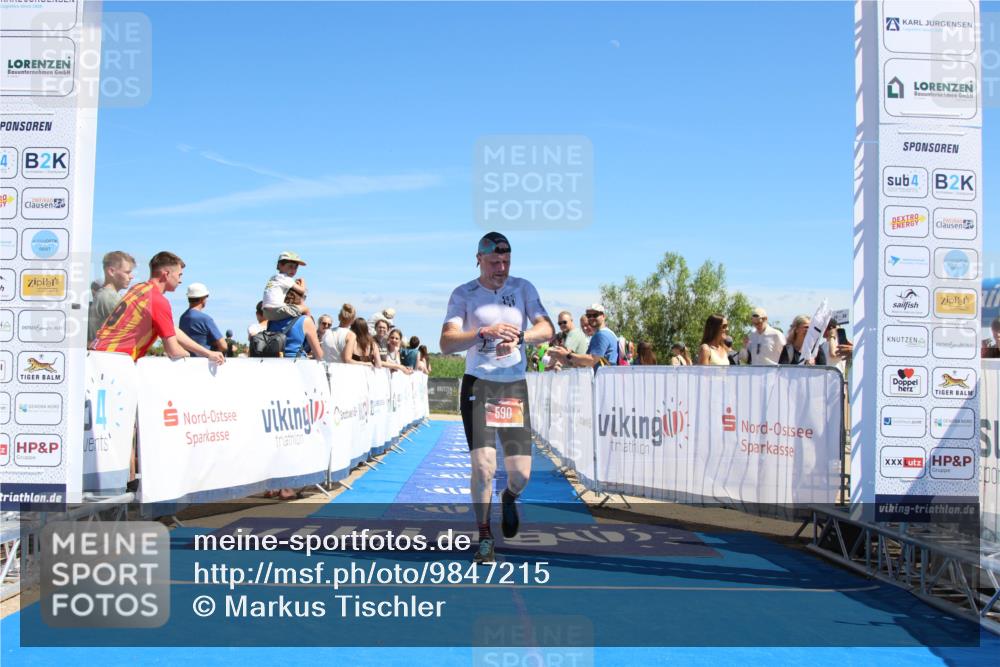 21.06.2026 - Viking Triathlon Markus Tischler http://msf.ph/oto/9847215 21.06.2026 15:08:51 Ziel 590 meine-sportfotos.de