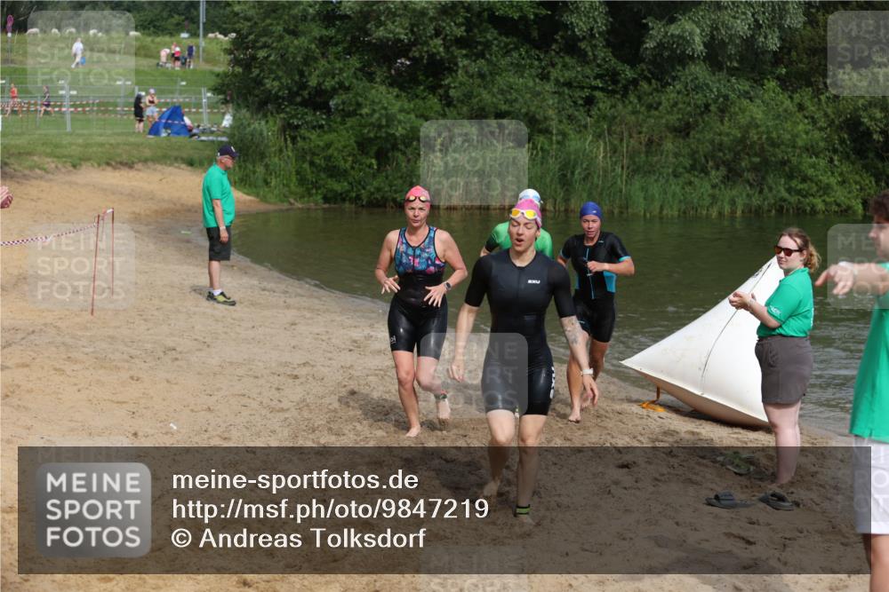 21.06.2026 - 29. Vierlanden-Triathlon Andreas Tolksdorf http://msf.ph/oto/9847219 21.06.2026 09:18:06 Schwimmen 232, 245, 259, 276, 281 meine-sportfotos.de