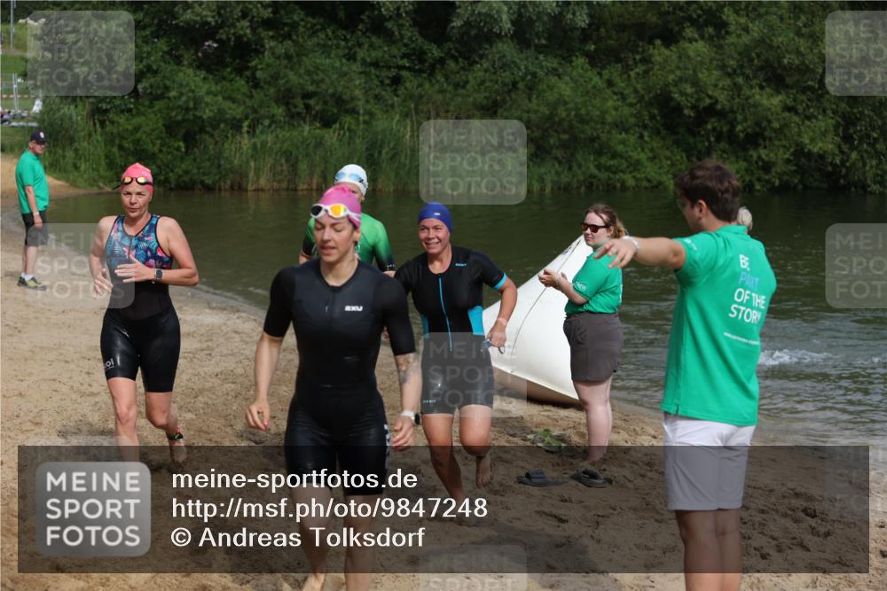 21.06.2026 - 29. Vierlanden-Triathlon Andreas Tolksdorf http://msf.ph/oto/9847248 21.06.2026 09:18:07 Schwimmen 232, 245, 259, 276, 281 meine-sportfotos.de