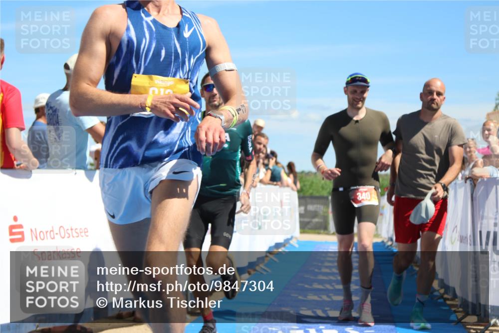 21.06.2026 - Viking Triathlon Markus Tischler http://msf.ph/oto/9847304 21.06.2026 15:10:26 Ziel 340, 545, 613, 656 meine-sportfotos.de