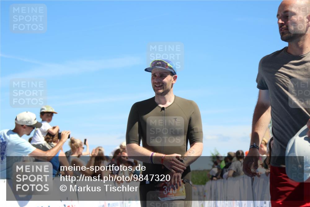 21.06.2026 - Viking Triathlon Markus Tischler http://msf.ph/oto/9847320 21.06.2026 15:10:28 Ziel 340, 613, 656 meine-sportfotos.de