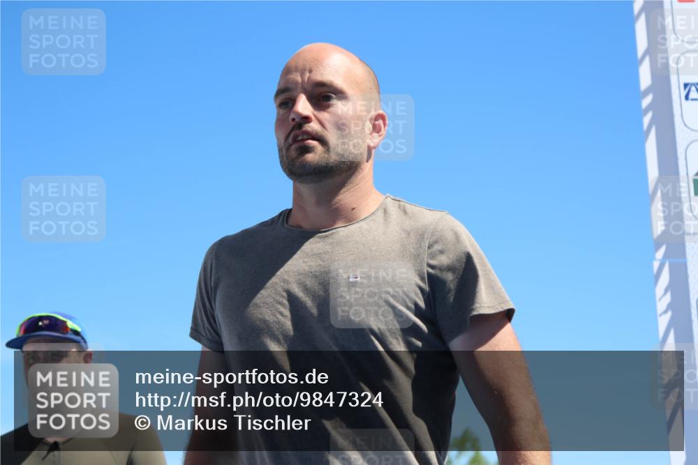 21.06.2026 - Viking Triathlon Markus Tischler http://msf.ph/oto/9847324 21.06.2026 15:10:28 Ziel 340, 613, 656 meine-sportfotos.de