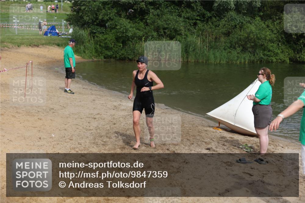 21.06.2026 - 29. Vierlanden-Triathlon Andreas Tolksdorf http://msf.ph/oto/9847359 21.06.2026 09:18:22 Schwimmen 238 meine-sportfotos.de