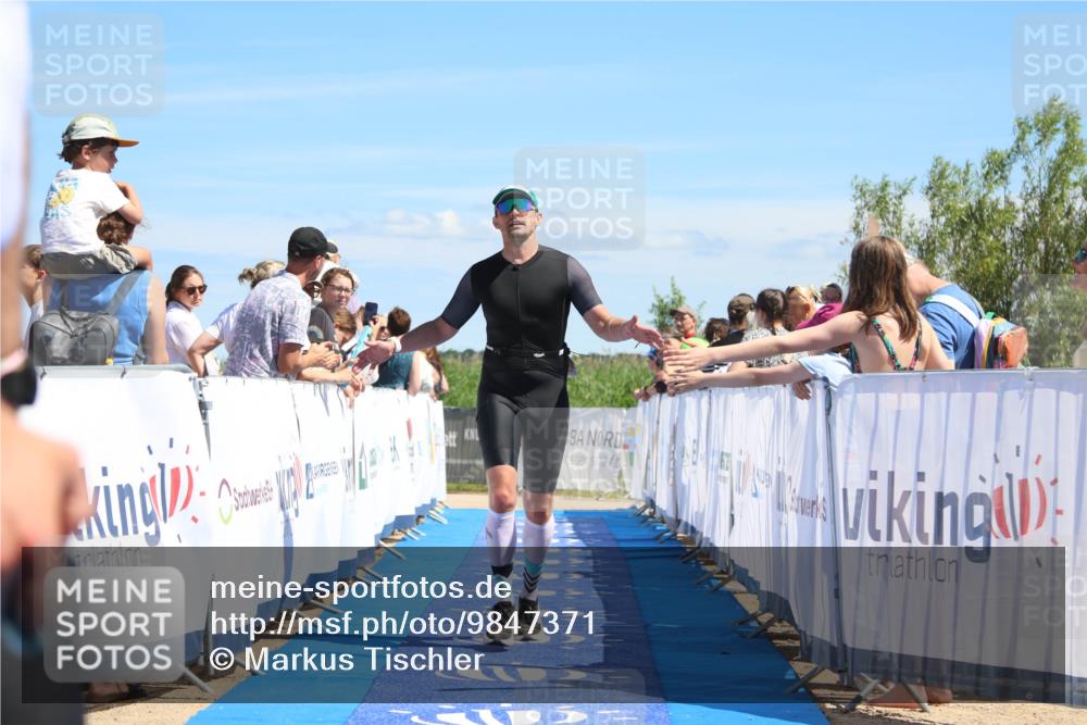 21.06.2026 - Viking Triathlon Markus Tischler http://msf.ph/oto/9847371 21.06.2026 15:10:55 Ziel 150 meine-sportfotos.de
