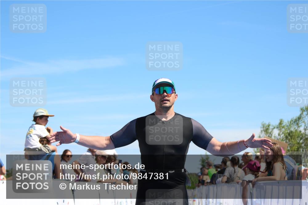 21.06.2026 - Viking Triathlon Markus Tischler http://msf.ph/oto/9847381 21.06.2026 15:10:57 Ziel 150 meine-sportfotos.de