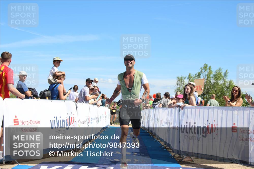 21.06.2026 - Viking Triathlon Markus Tischler http://msf.ph/oto/9847393 21.06.2026 15:11:11 Ziel 369 meine-sportfotos.de