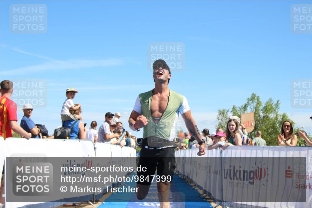 21.06.2026 - Viking Triathlon Markus Tischler http://msf.ph/oto/9847399 21.06.2026 15:11:11 Ziel 369 meine-sportfotos.de