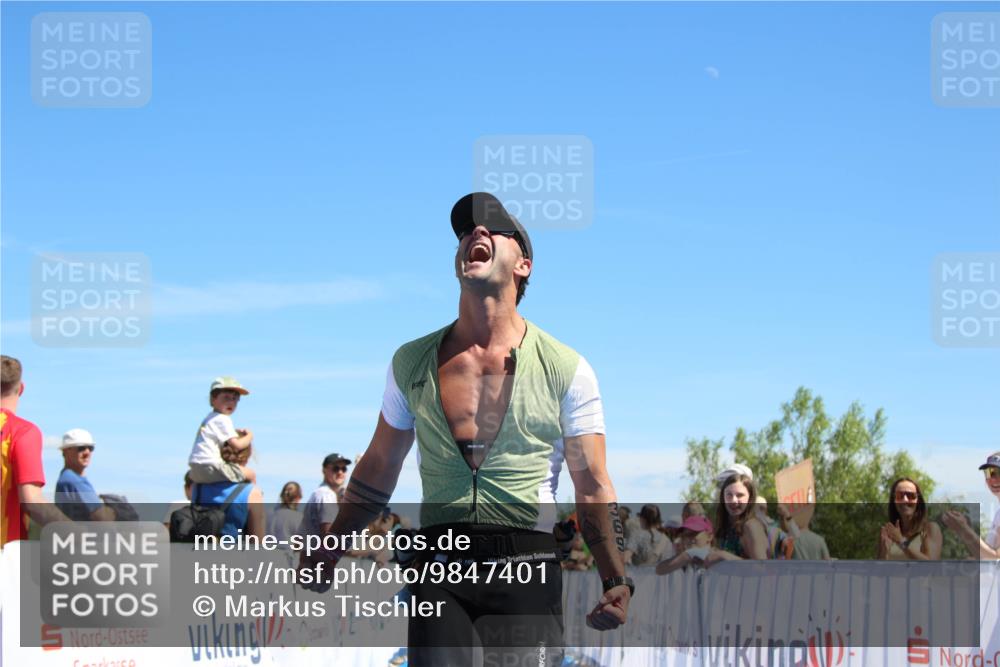 21.06.2026 - Viking Triathlon Markus Tischler http://msf.ph/oto/9847401 21.06.2026 15:11:11 Ziel 369 meine-sportfotos.de