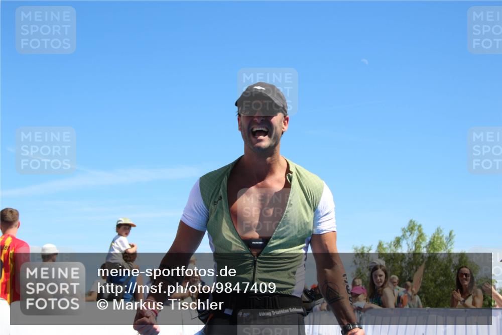 21.06.2026 - Viking Triathlon Markus Tischler http://msf.ph/oto/9847409 21.06.2026 15:11:12 Ziel 369 meine-sportfotos.de
