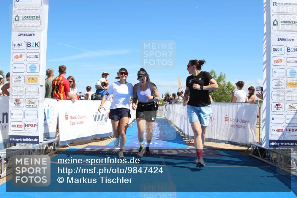 21.06.2026 - Viking Triathlon Markus Tischler http://msf.ph/oto/9847424 21.06.2026 15:11:43 Ziel 318, 574, 606 meine-sportfotos.de