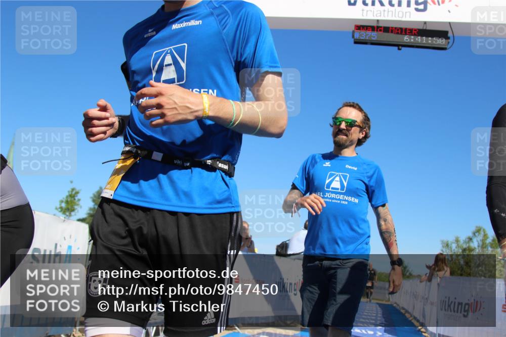 21.06.2026 - Viking Triathlon Markus Tischler http://msf.ph/oto/9847450 21.06.2026 16:50:13 Ziel 375, 631 meine-sportfotos.de