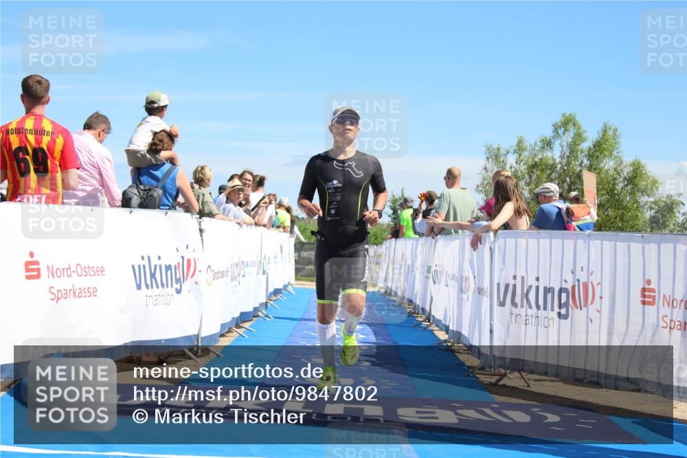 21.06.2026 - Viking Triathlon Markus Tischler http://msf.ph/oto/9847802 21.06.2026 15:14:32 Ziel 374, 519, 552 meine-sportfotos.de
