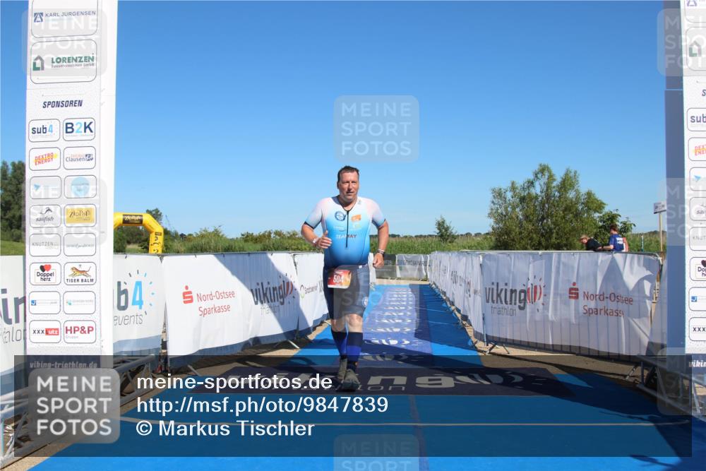 21.06.2026 - Viking Triathlon Markus Tischler http://msf.ph/oto/9847839 21.06.2026 17:14:35 Ziel 504 meine-sportfotos.de