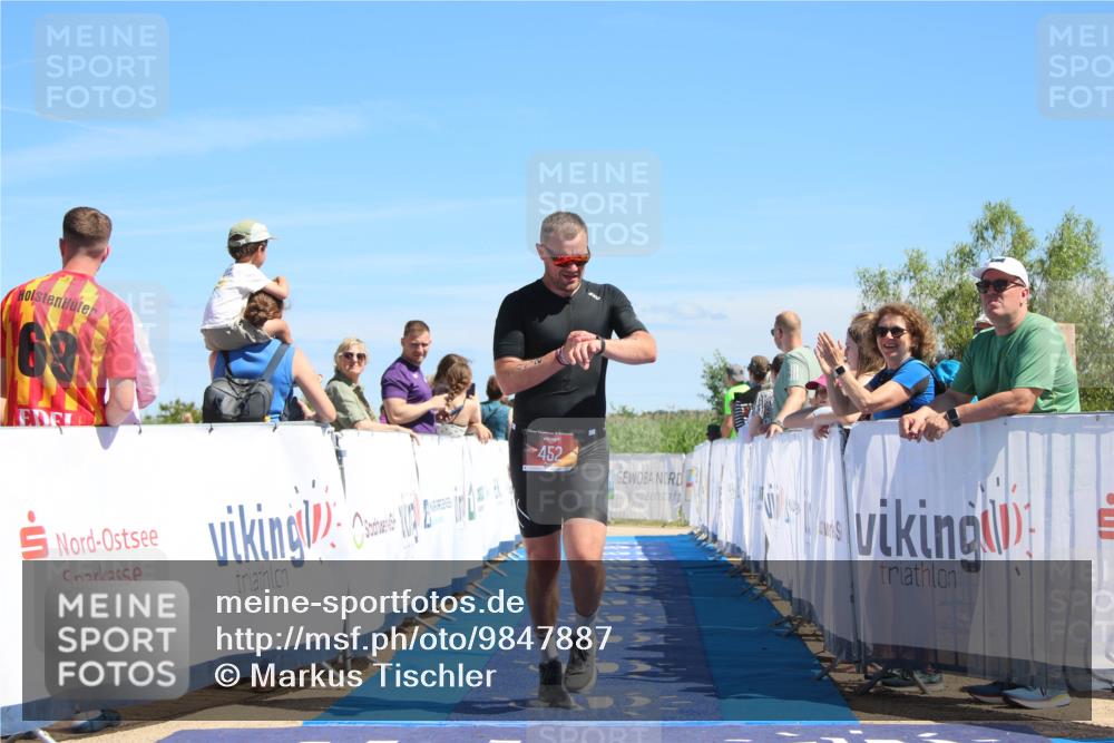 21.06.2026 - Viking Triathlon Markus Tischler http://msf.ph/oto/9847887 21.06.2026 15:15:34 Ziel 452 meine-sportfotos.de