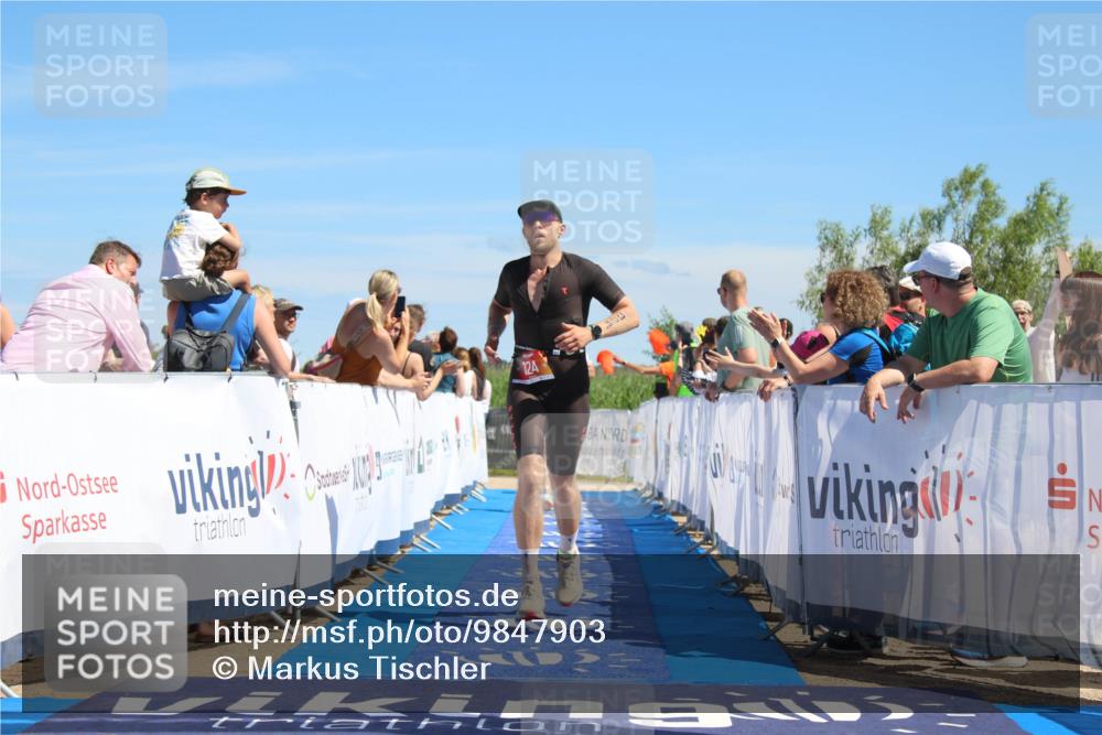 21.06.2026 - Viking Triathlon Markus Tischler http://msf.ph/oto/9847903 21.06.2026 15:16:17 Ziel 36, 324, 354, 389 meine-sportfotos.de