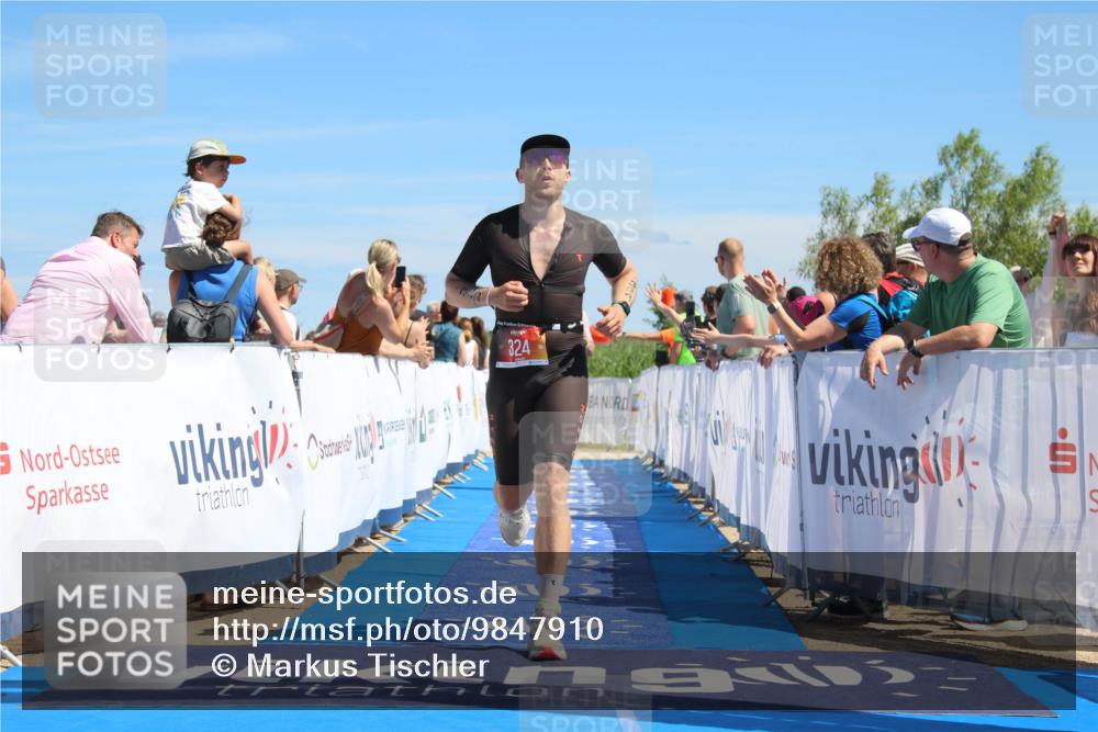 21.06.2026 - Viking Triathlon Markus Tischler http://msf.ph/oto/9847910 21.06.2026 15:16:17 Ziel 36, 324, 354, 389 meine-sportfotos.de
