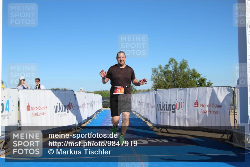 21.06.2026 - Viking Triathlon Markus Tischler http://msf.ph/oto/9847919 21.06.2026 17:35:46 Ziel 39 meine-sportfotos.de