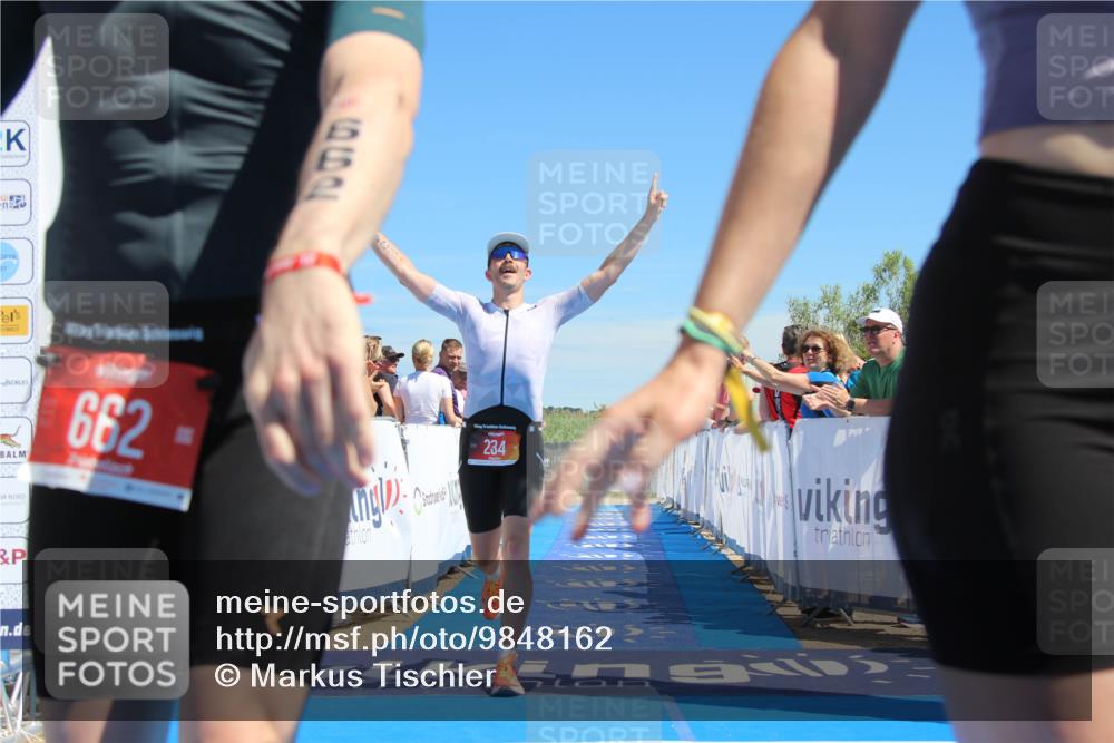 21.06.2026 - Viking Triathlon Markus Tischler http://msf.ph/oto/9848162 21.06.2026 15:19:54 Ziel 234, 662 meine-sportfotos.de