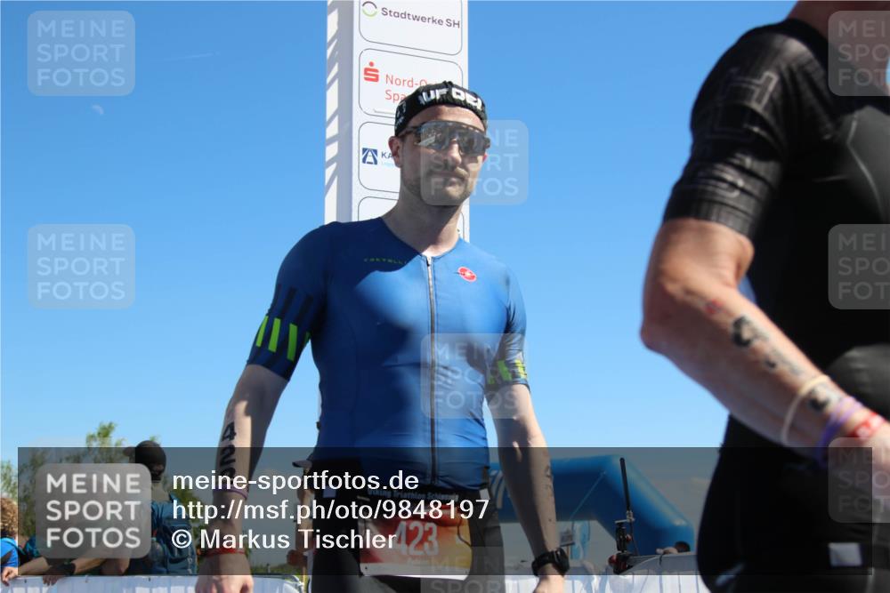 21.06.2026 - Viking Triathlon Markus Tischler http://msf.ph/oto/9848197 21.06.2026 15:21:00 Ziel 414, 423 meine-sportfotos.de