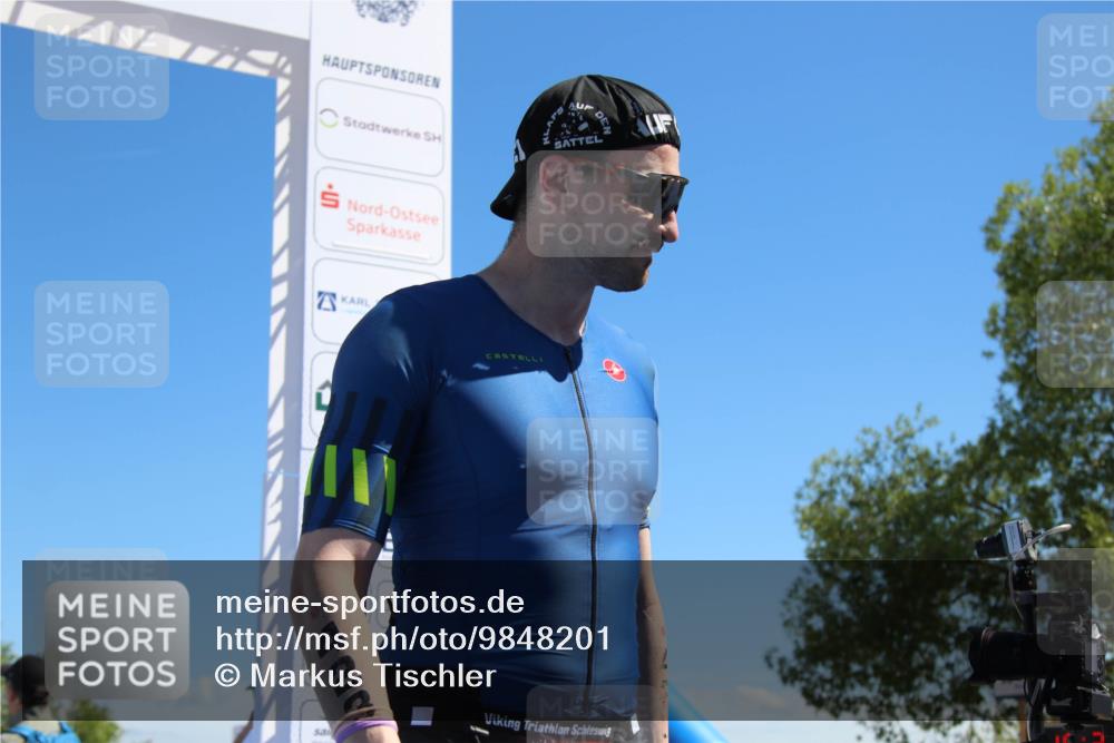 21.06.2026 - Viking Triathlon Markus Tischler http://msf.ph/oto/9848201 21.06.2026 15:21:01 Ziel 414, 423 meine-sportfotos.de