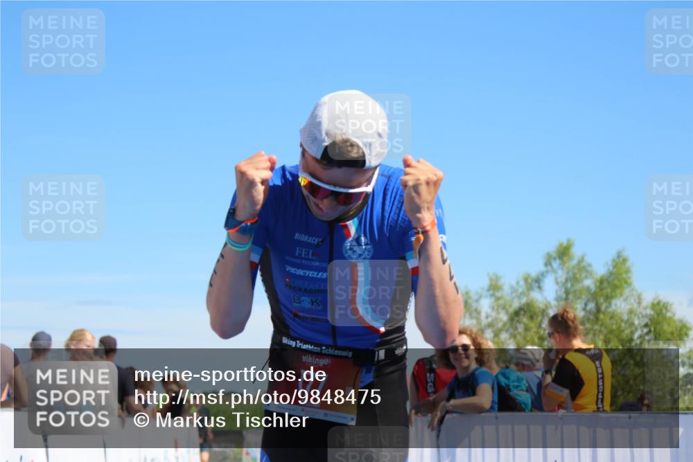 21.06.2026 - Viking Triathlon Markus Tischler http://msf.ph/oto/9848475 21.06.2026 15:26:31 Ziel 158, 177 meine-sportfotos.de