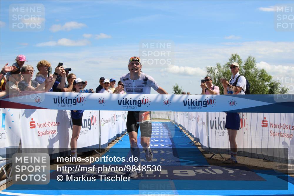 21.06.2026 - Viking Triathlon Markus Tischler http://msf.ph/oto/9848530 21.06.2026 13:40:39 Ziel 9 meine-sportfotos.de