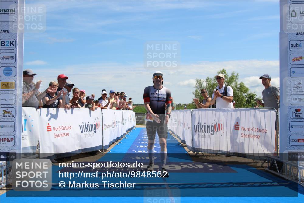 21.06.2026 - Viking Triathlon Markus Tischler http://msf.ph/oto/9848562 21.06.2026 13:44:42 Ziel 1 meine-sportfotos.de