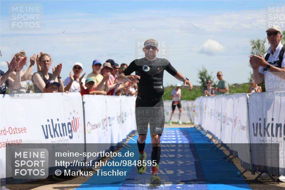 21.06.2026 - Viking Triathlon Markus Tischler http://msf.ph/oto/9848595 21.06.2026 13:47:24 Ziel 4 meine-sportfotos.de
