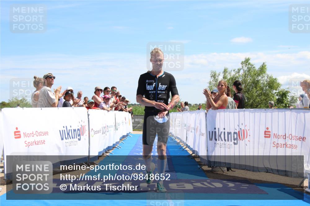21.06.2026 - Viking Triathlon Markus Tischler http://msf.ph/oto/9848652 21.06.2026 13:51:52 Ziel 2 meine-sportfotos.de