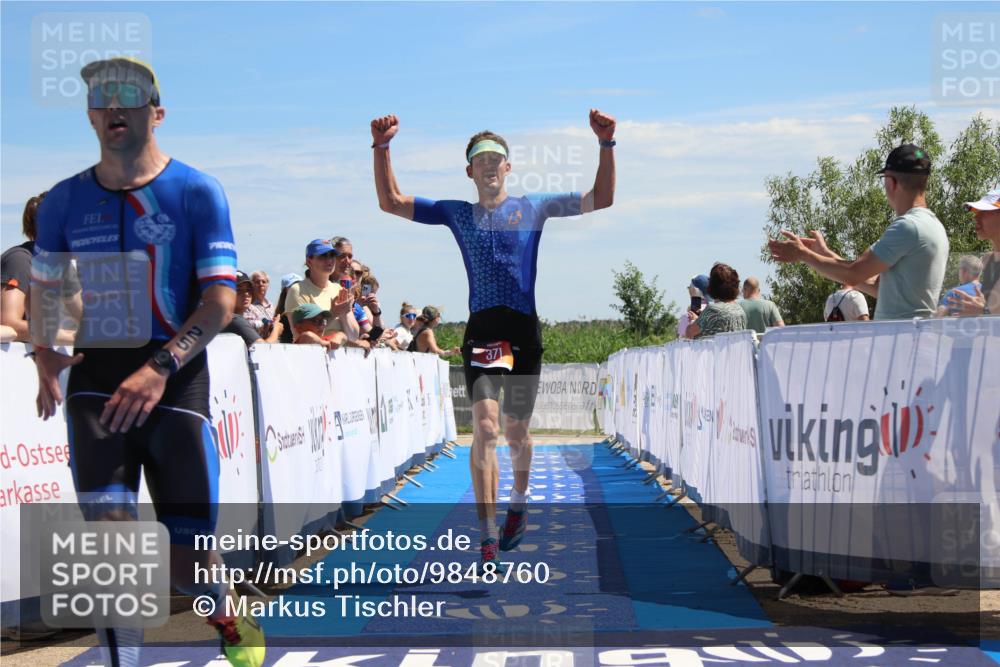 21.06.2026 - Viking Triathlon Markus Tischler http://msf.ph/oto/9848760 21.06.2026 13:59:46 Ziel 25, 371 meine-sportfotos.de