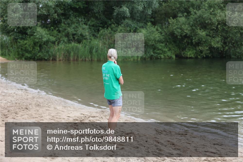 21.06.2026 - 29. Vierlanden-Triathlon Andreas Tolksdorf http://msf.ph/oto/9848811 21.06.2026 09:55:51 Schwimmen  meine-sportfotos.de