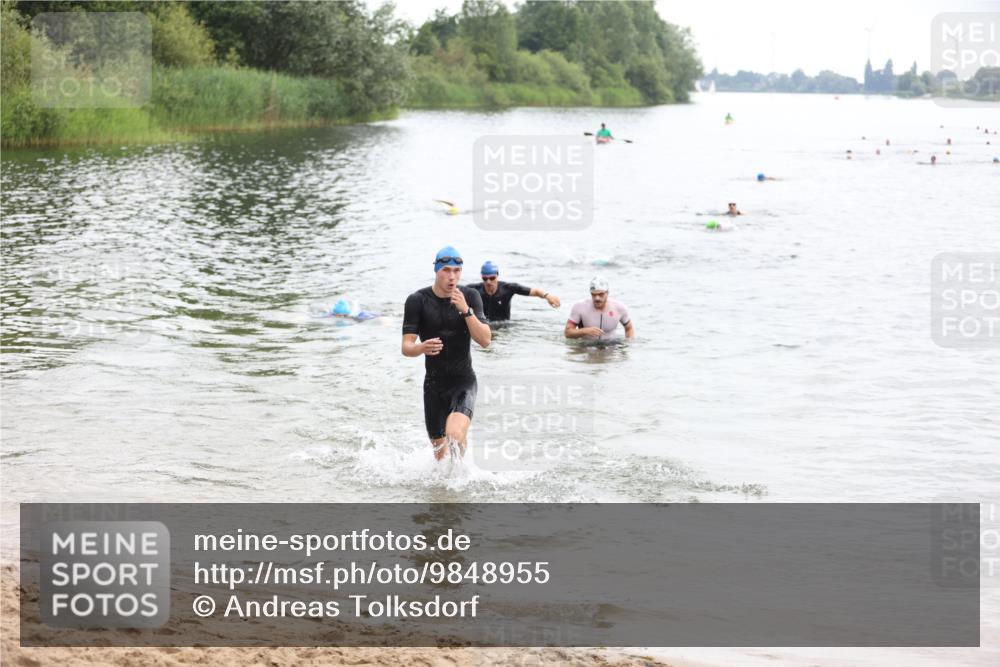 21.06.2026 - 29. Vierlanden-Triathlon Andreas Tolksdorf http://msf.ph/oto/9848955 21.06.2026 09:56:52 Schwimmen 307, 312, 317, 352, 363 meine-sportfotos.de