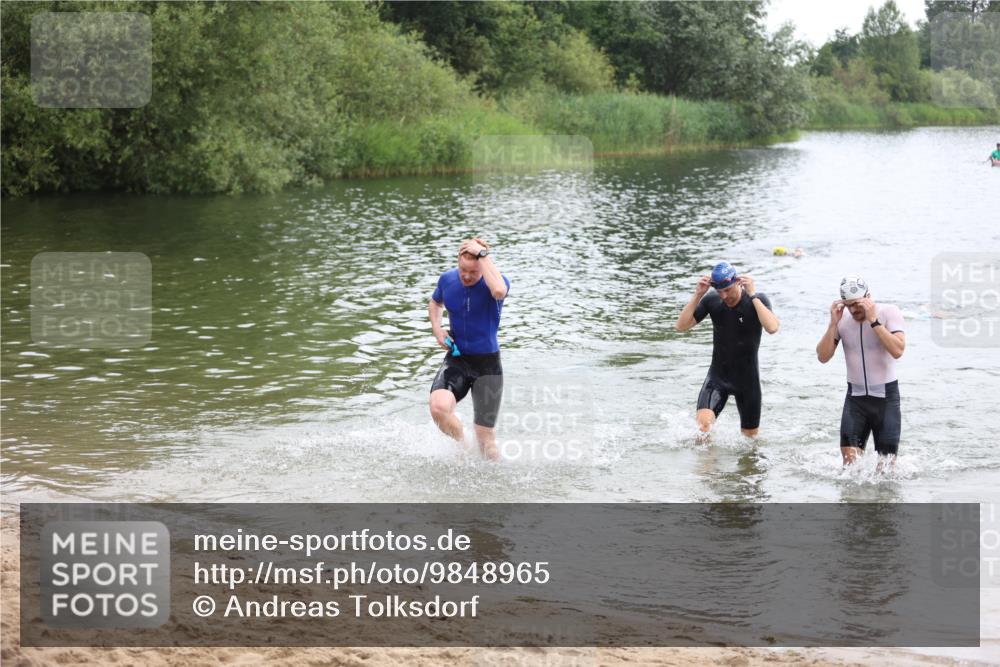 21.06.2026 - 29. Vierlanden-Triathlon Andreas Tolksdorf http://msf.ph/oto/9848965 21.06.2026 09:56:58 Schwimmen 307, 312, 326, 352, 363 meine-sportfotos.de