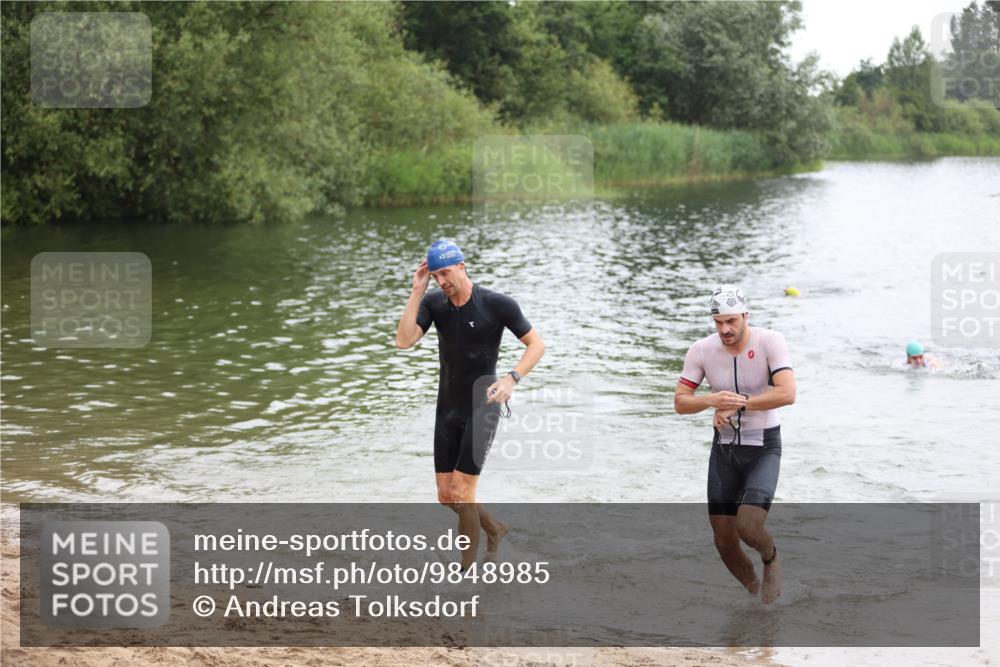 21.06.2026 - 29. Vierlanden-Triathlon Andreas Tolksdorf http://msf.ph/oto/9848985 21.06.2026 09:57:01 Schwimmen 312, 326, 344, 352, 363 meine-sportfotos.de