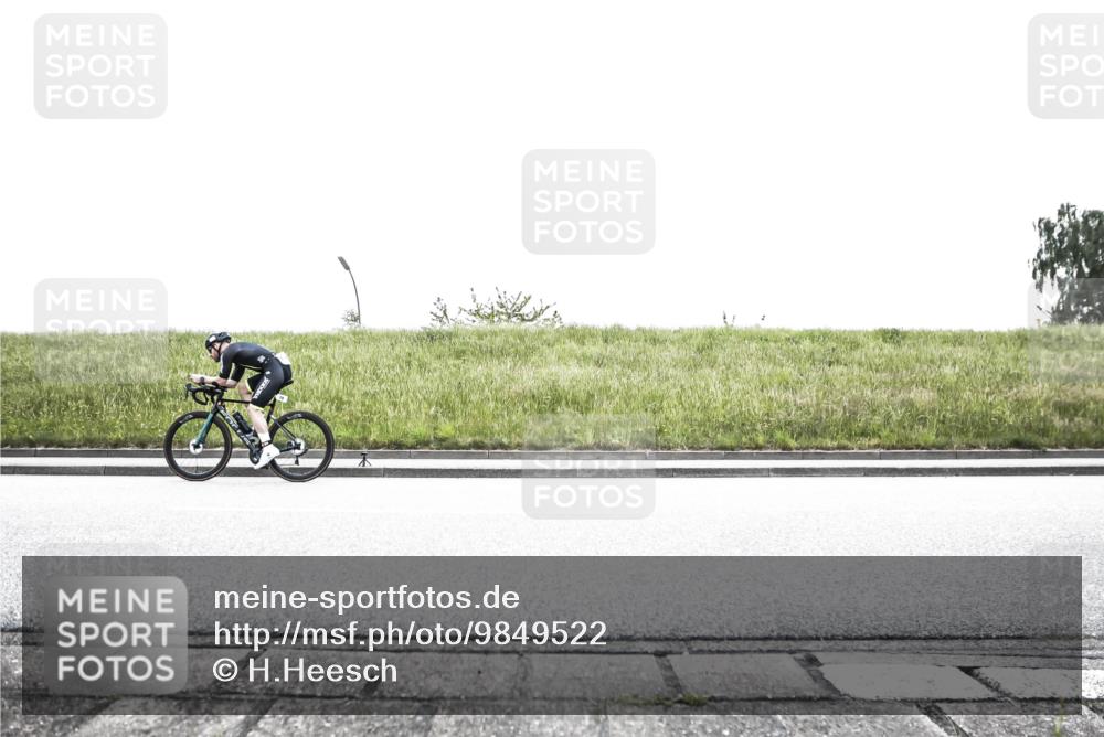 21.06.2026 - 29. Vierlanden-Triathlon H.Heesch http://msf.ph/oto/9849522 21.06.2026 10:28:37 Radfahren 61, 78, 99, 106, 197, 367, 387, 390, 508, 511, 535, 561, 592, 616 meine-sportfotos.de